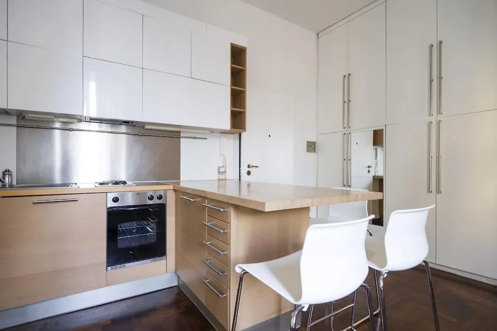 Cadorna Modern Apartment In The City Centre Milaan