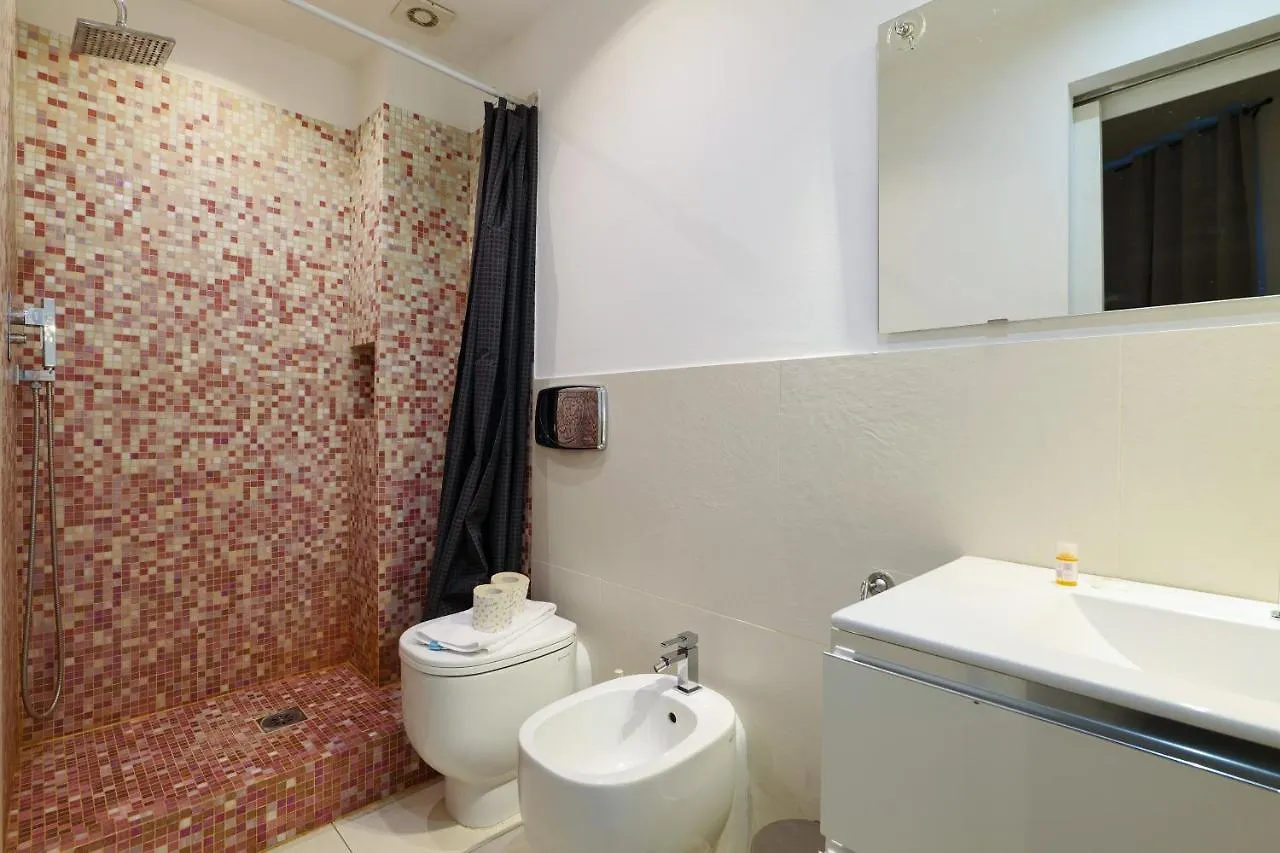 Cadorna Modern Apartment In The City Centre Milaan
